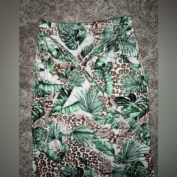 4X floral skirt - Picture 3 of 6